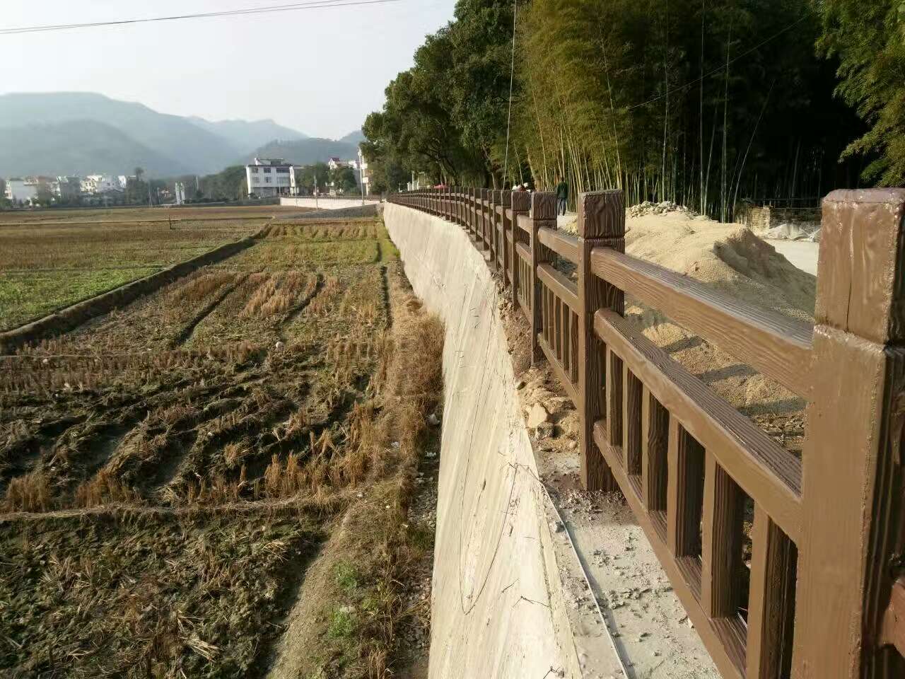 圍墻護(hù)欄批發(fā),圍欄價(jià)格,圍欄廠