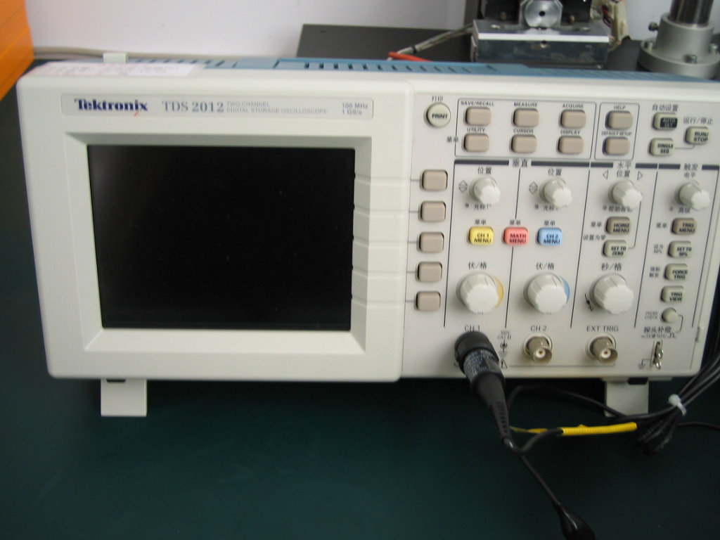 供应 美国泰克TDS2012数字示波器 双通道2G采样100M包邮