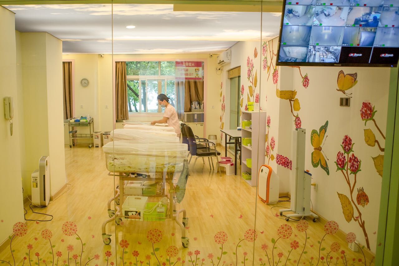源城区月嫂家政中介-价格实惠-河源诗韵