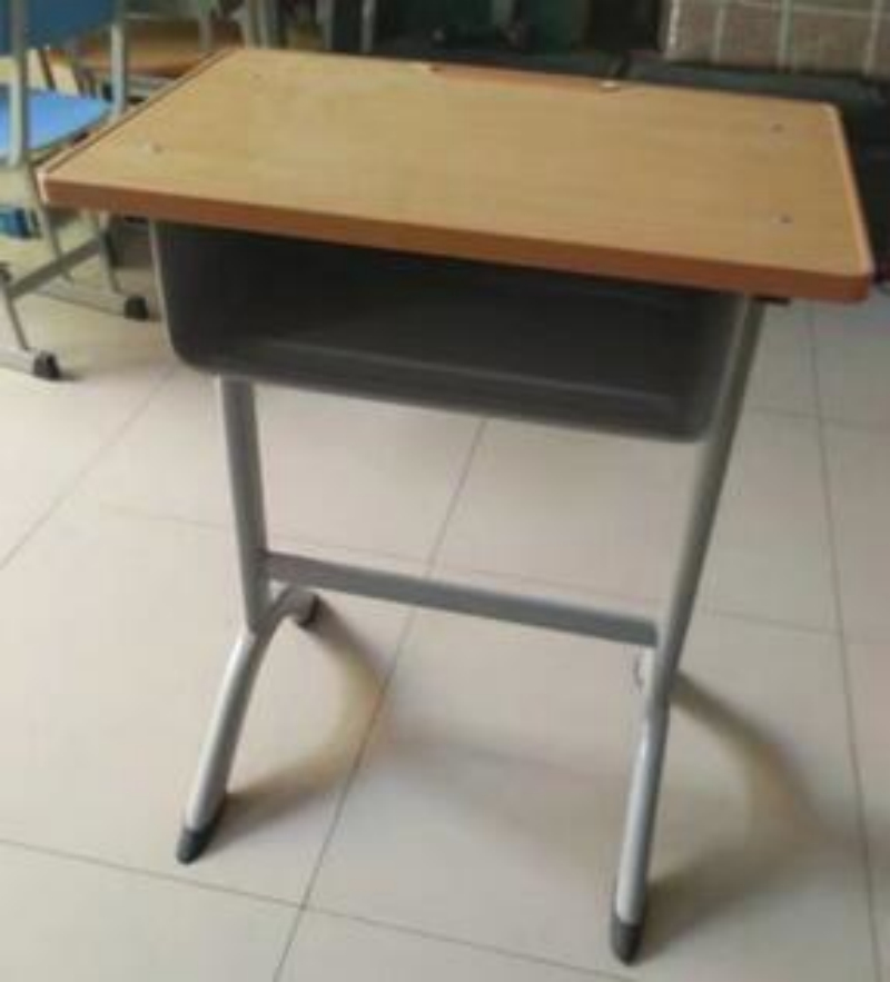 滄州華鑫中學(xué)生小學(xué)生鋼木課桌椅單人升降式原始圖片2