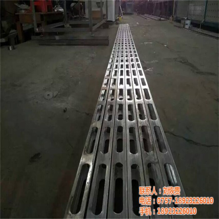全自動鋼木龍骨數(shù)控沖孔機原始圖片2