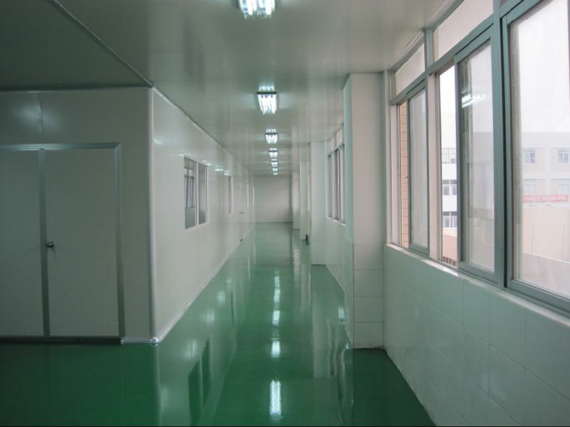 深圳萬眾城辦公室裝修公司辦公室寫字樓裝修裝在明顯位的開關插座選擇重要