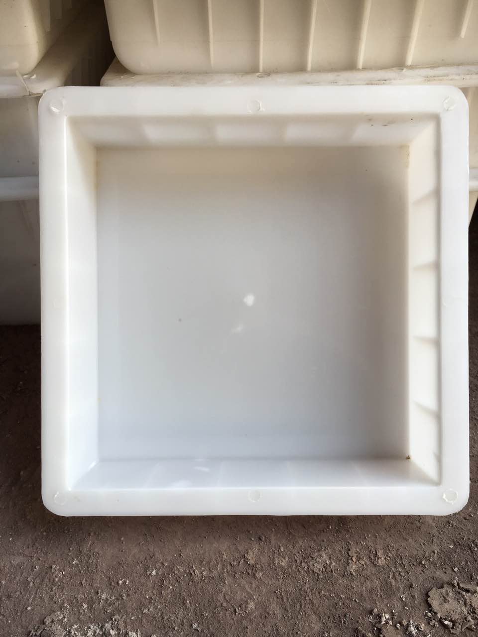 蘭州彩磚模具廠家_金昌塑料模具 甘肅道牙模具定制 青海井蓋模具批發(fā) 蘭州高元機刨模具價格