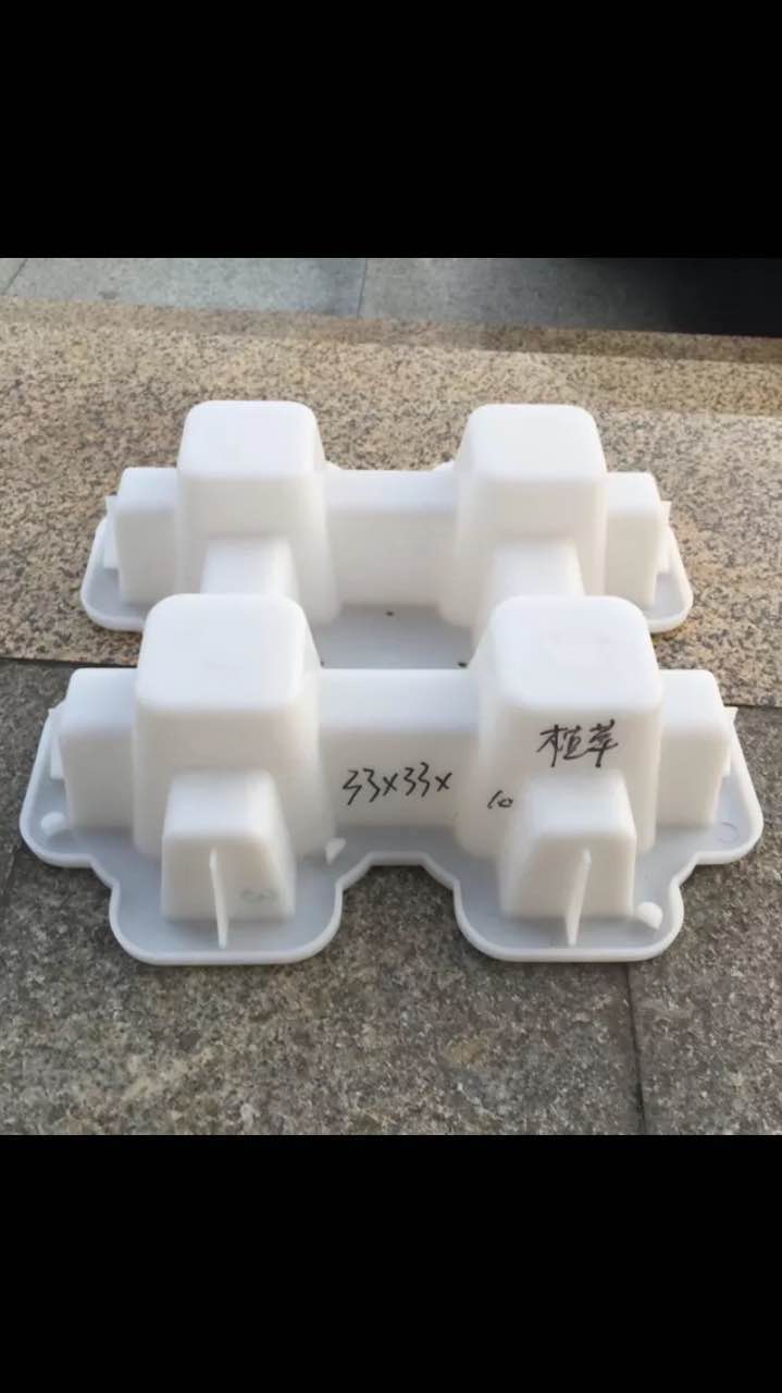 井蓋模具專業(yè)供應(yīng)商 定西井蓋模具青海井蓋模具批發(fā)蘭州雨水井蓋模具廠家蘭州高元模具顏料有限公司