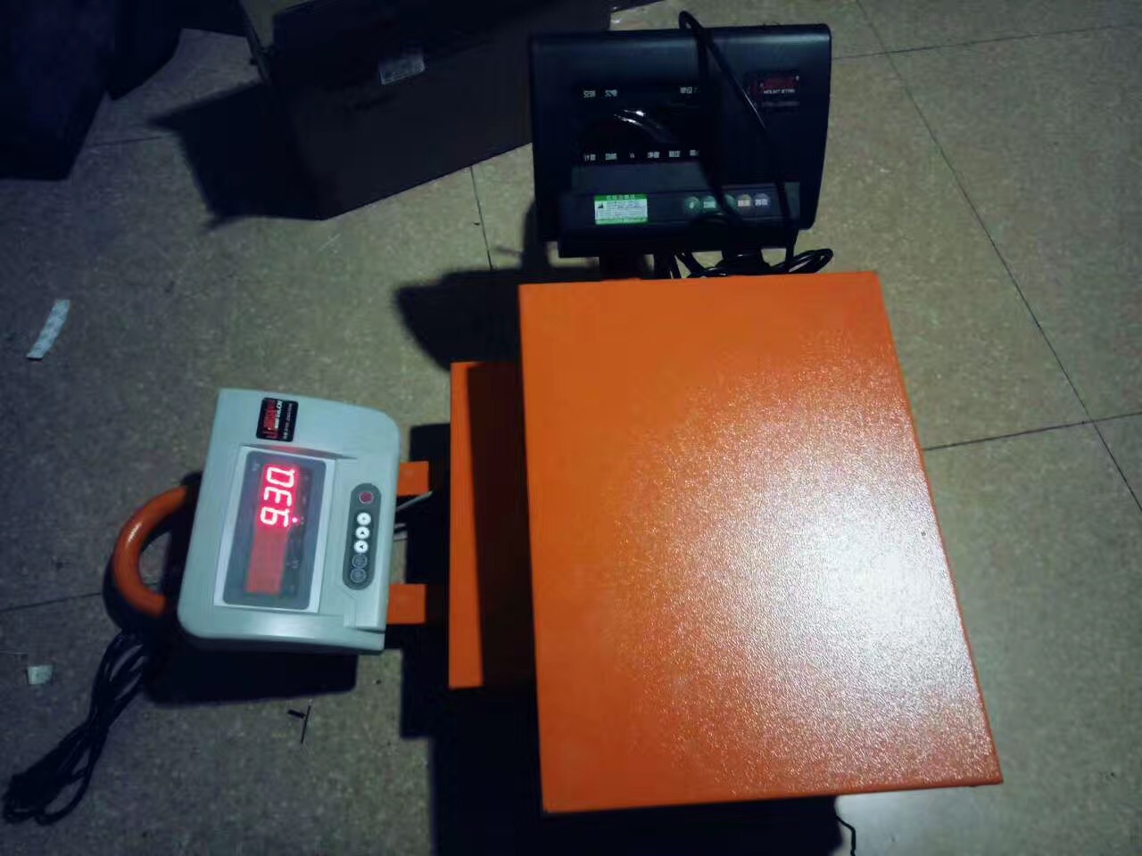 供應(yīng)深圳山星盛JSC手提藍(lán)牙電子地秤