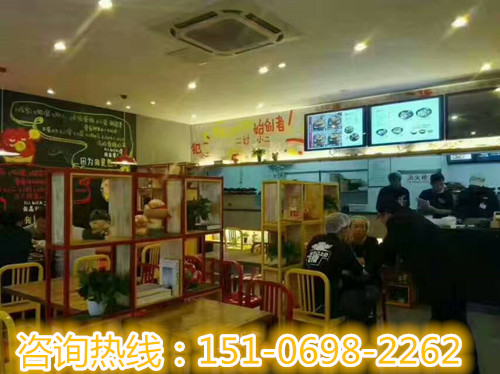 憨小二壇子燜肉加盟  燜肉米飯快餐怎么加盟