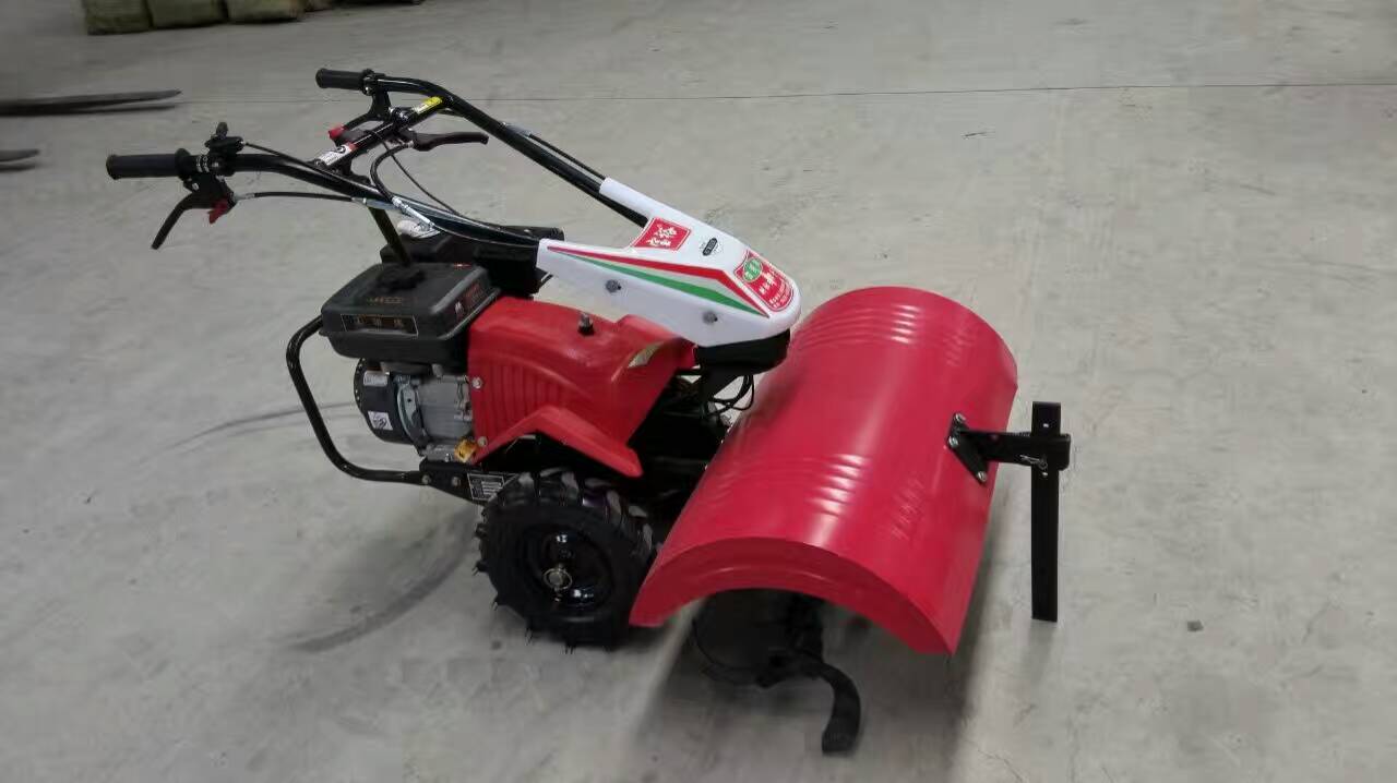 【宏偉工貿(mào)】煙臺(tái)微耕機(jī) 后驅(qū)動(dòng)微耕機(jī) 煙臺(tái)農(nóng)用煙霧機(jī)