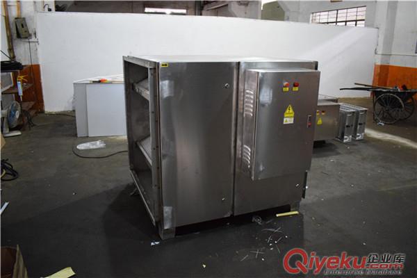 UV光解除臭設(shè)備，藍(lán)綠牌等離子凈化器，等離子UV光解凈化設(shè)備