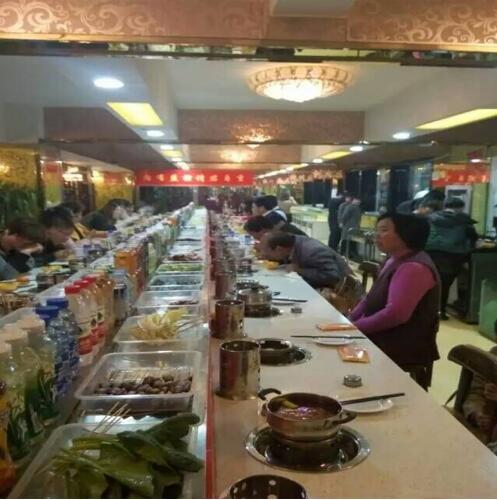 新余回旋自助燒烤烤肉設(shè)備 新余旋轉(zhuǎn)麻辣燙火鍋設(shè)備原始圖片2