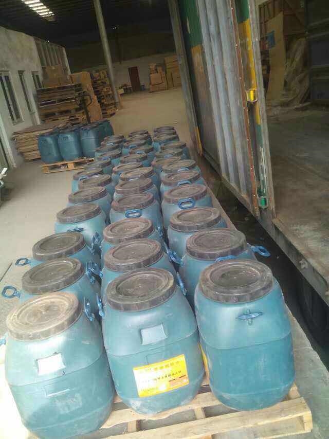 吉林省天瑞合專業(yè)直銷噴涂速凝橡膠瀝青、噴涂速凝橡膠、噴涂速