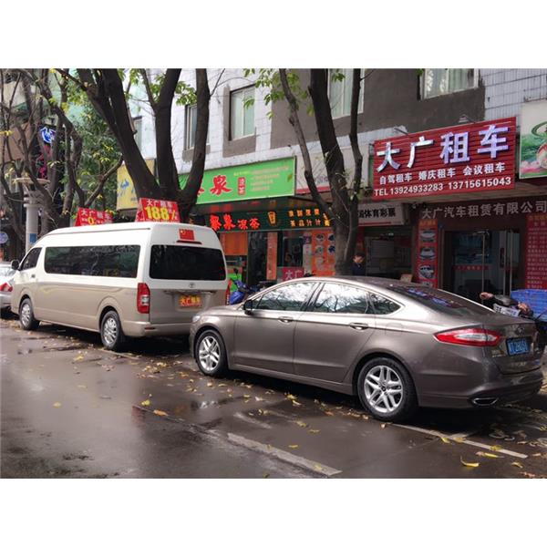 自驾小车