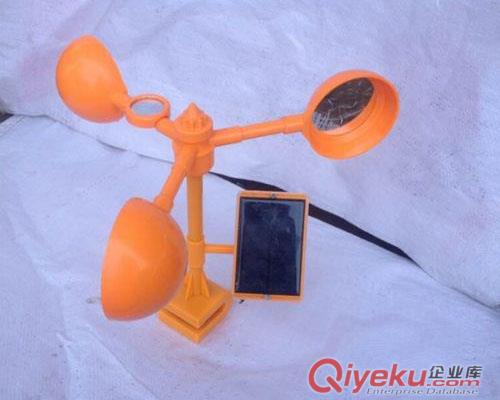 山東超聲波驅(qū)鳥器 太陽能語音驅(qū)鳥器 反光風(fēng)力驅(qū)鳥器原始圖片3