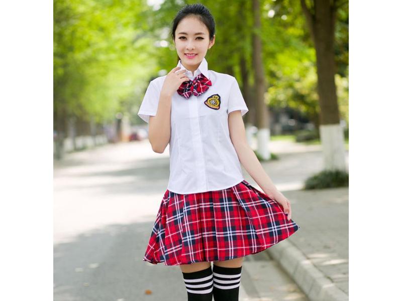 新款夏季校服哪里買，福建夏季校服定制