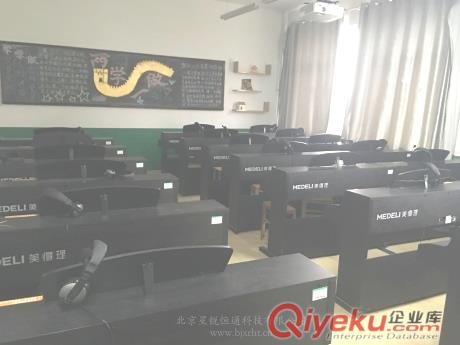 智能電鋼琴及教學(xué)控制系統(tǒng) 星銳恒通001型原始圖片3
