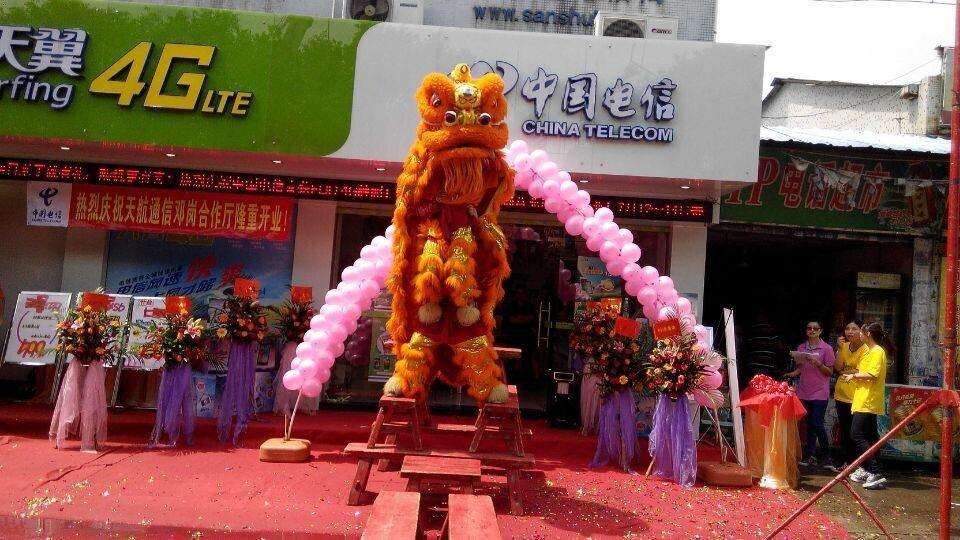 舞獅上凳表演