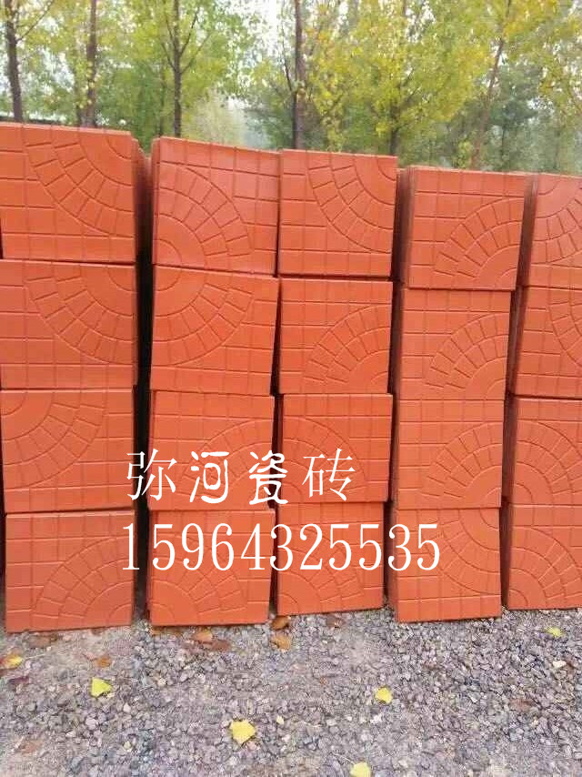 【精益求精】水泥磚優(yōu)質(zhì)批發(fā)商？？哪里水泥花磚好？？哪里水泥花磚批發(fā)價(jià)格抵？？【青州彌河磚廠】