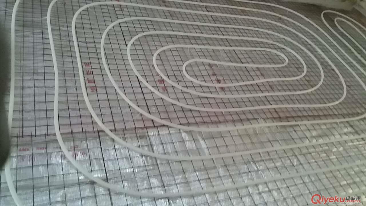 敦化路小區(qū)地暖安裝 市北暖氣改造維修 市北地暖安裝維修 市北換分水器