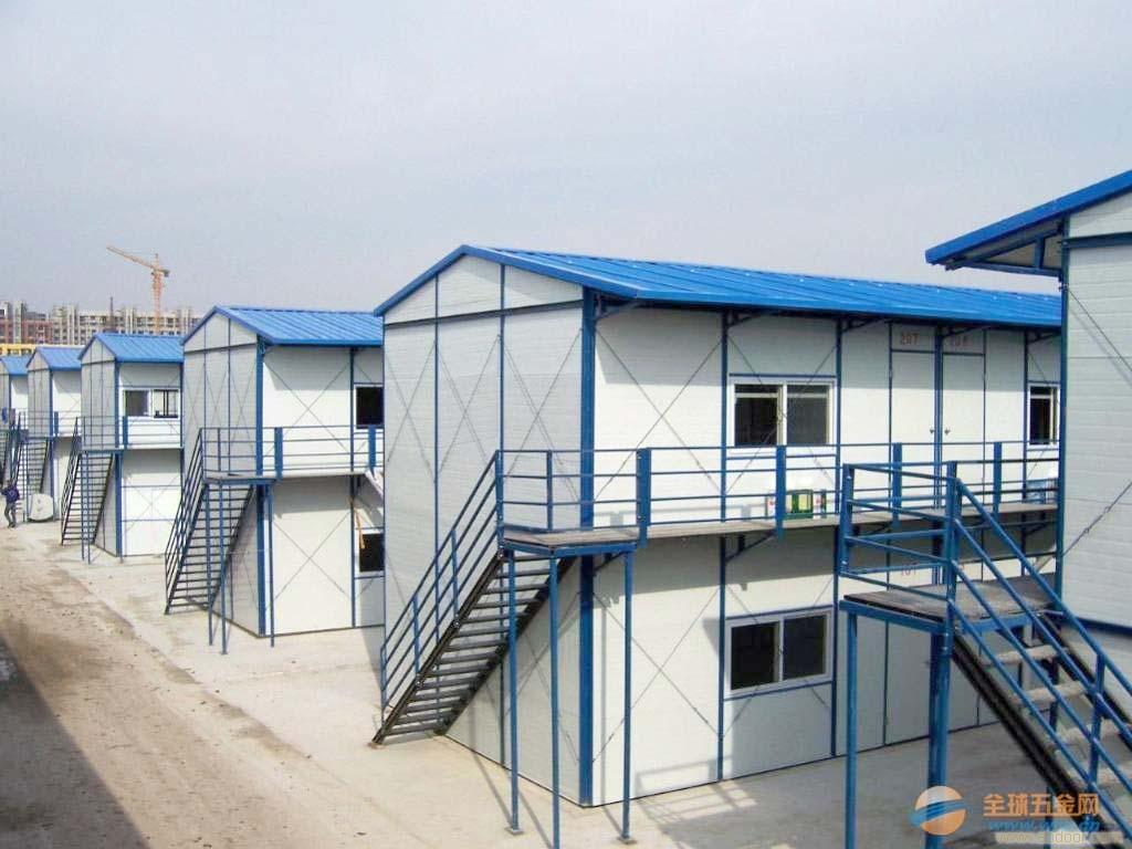 沈陽(yáng)彩鋼二樓安裝，施工，信賴天地人鋼構(gòu)彩板