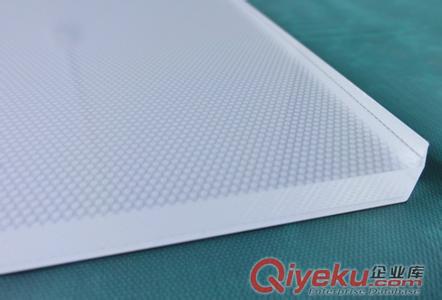 寶安回收pc塑料//龍崗pc破碎水口回收