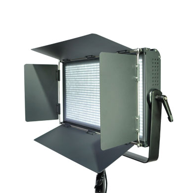 用戶為何如此熱愛LED演播室燈具CM-LED1200