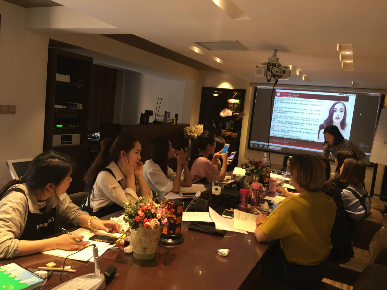 濟寧半{yj}化妝技術培訓_半{yj}化妝技術培訓哪家好