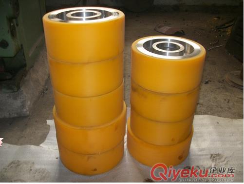 供應(yīng)湖北武漢設(shè)備用聚氨酯包膠輪，加工包膠定做，滾輪包膠原始圖片2