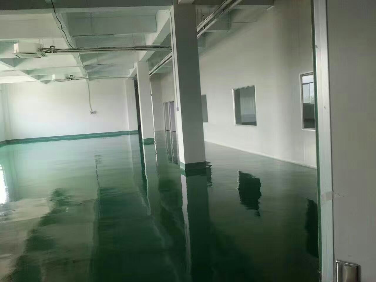 銅陵環氧樹脂抗震防滑地坪工程 銅陵環氧樹脂抗震防滑地坪施工【抗震防滑】