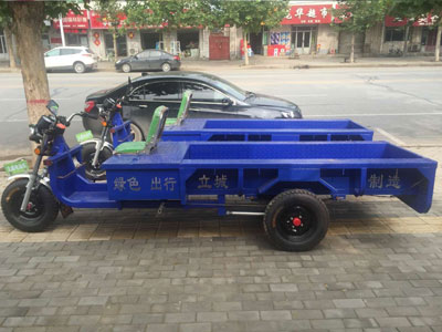 拉貨電動三輪車