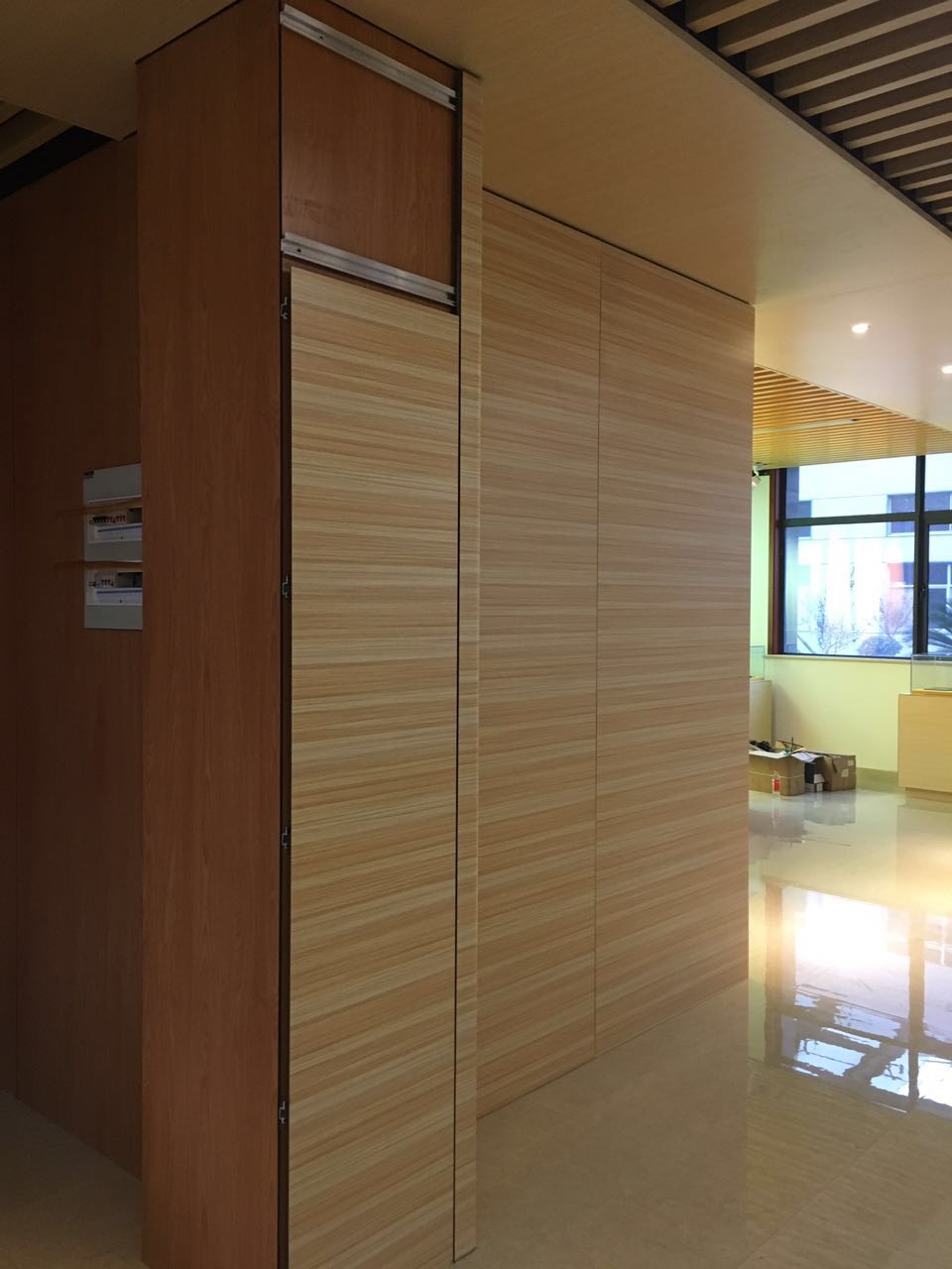 知名的陜西樂思福掛墻系統廠商——陜西樂思福029-86703515專業水平價格