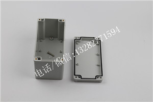直銷(xiāo)XB3-22按鈕開(kāi)關(guān)盒3孔指示燈按鈕盒孔距22mm多孔防水按鈕盒原始圖片2