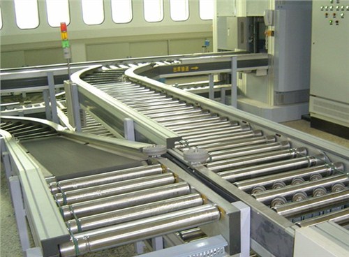 廠家供應(yīng)傳送帶輸送機(jī),爬坡輸送機(jī)批發(fā),90度轉(zhuǎn)彎皮帶輸送機(jī)