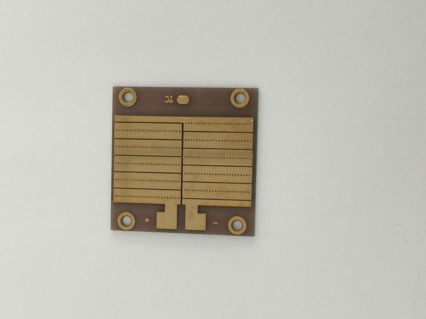 氮化鋁陶瓷電路板板厚 0.635mm 覆銅75um 表面沉鎳金