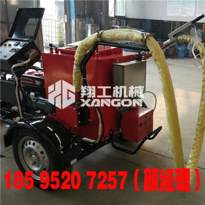 1噸壓路機 小型座駕壓路機在路面機械中大顯身手