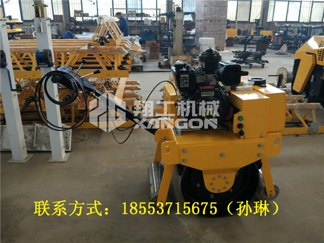 大單輪壓路機(jī)生產(chǎn)廠家 壓實(shí)力{zh0}的單輪壓路機(jī)原始圖片3