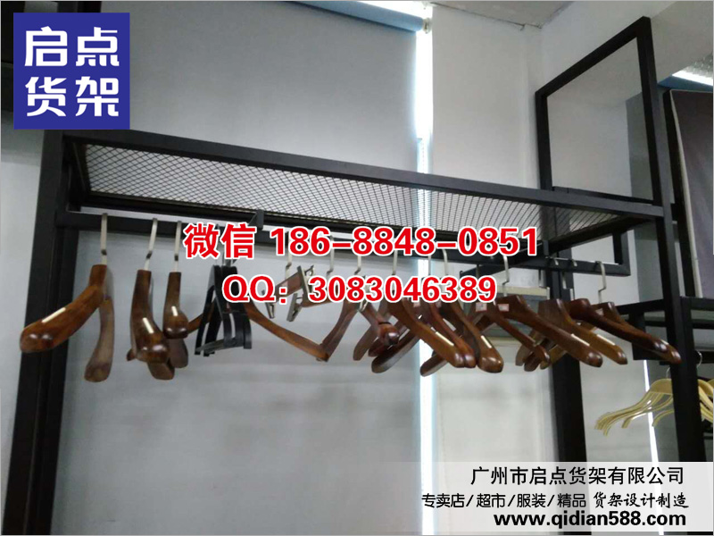 讓服裝店紅火的幾大因素,勁霸商務(wù)男裝貨架,KM男裝貨架材質(zhì),定制熱風(fēng)貨架原始圖片3