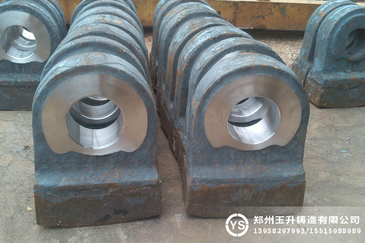 硬度和韌性對破碎機錘頭耐磨性的作用