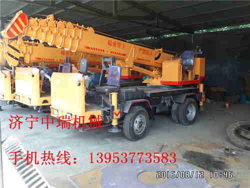 濟(jì)寧中瑞吊車自制5噸吊車 中瑞小型自制吊車廠家，中瑞自制5噸吊車價(jià)格，中瑞出售自制微型吊車原始圖片3
