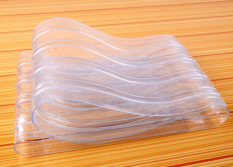 西安臨潼區(qū)門(mén)簾  029-88227176  家庭用塑料門(mén)簾 透明塑料門(mén)簾銷(xiāo)售