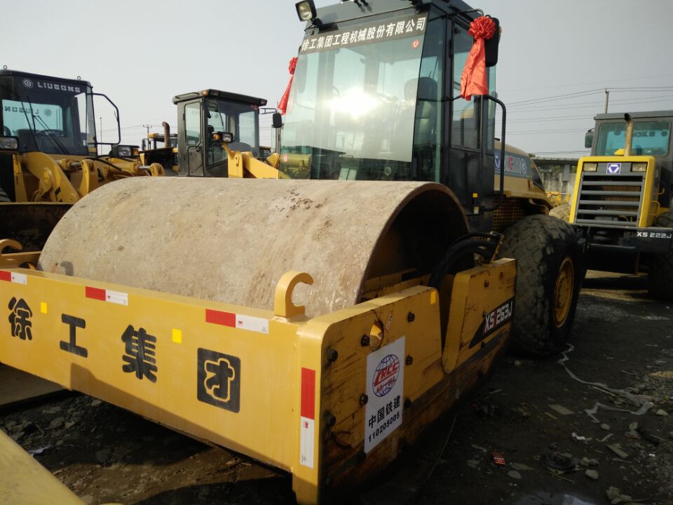 二手徐工26噸壓路機 9成新 精品車況 性能非常棒 個人一手車