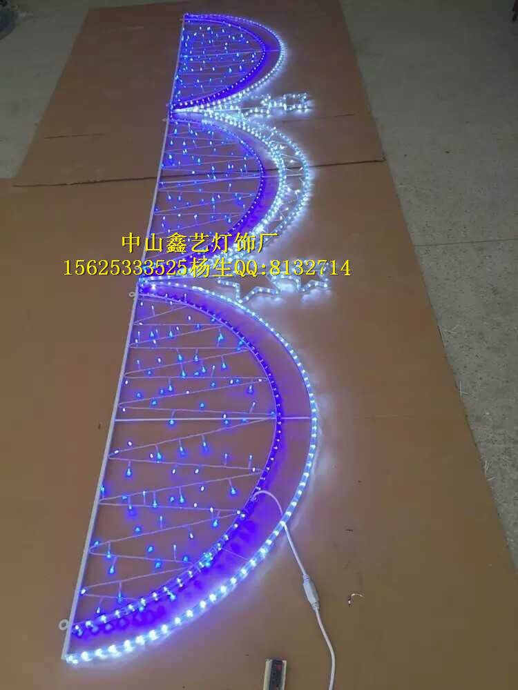 拉在路燈兩邊的跨街燈 過街燈裝飾燈原始圖片3