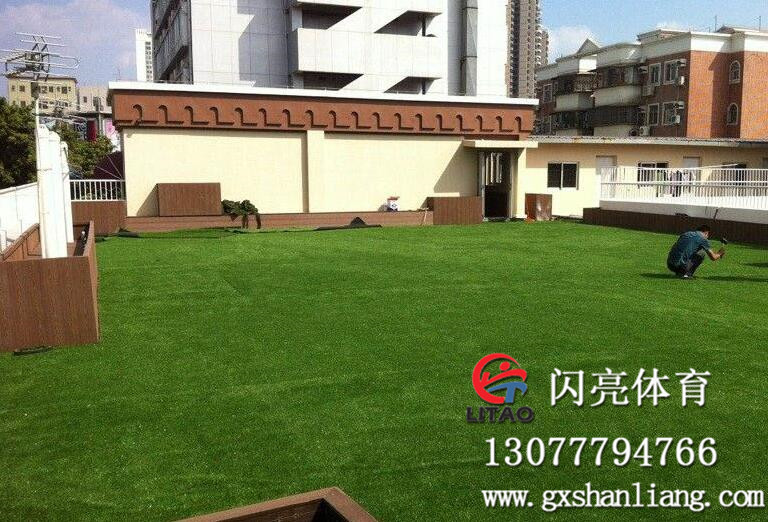廣西運(yùn)動(dòng)場(chǎng)地|【推薦】南寧實(shí)惠的塑膠跑道施工