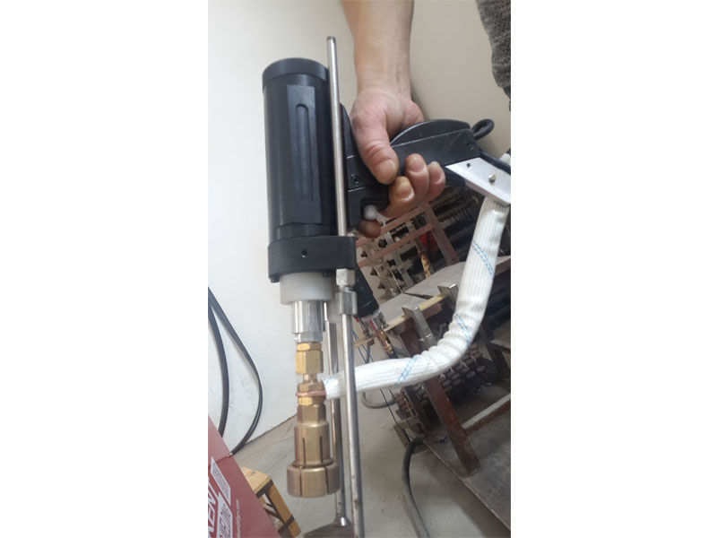 北京哪里有供應優惠的螺柱焊機：數控切割機