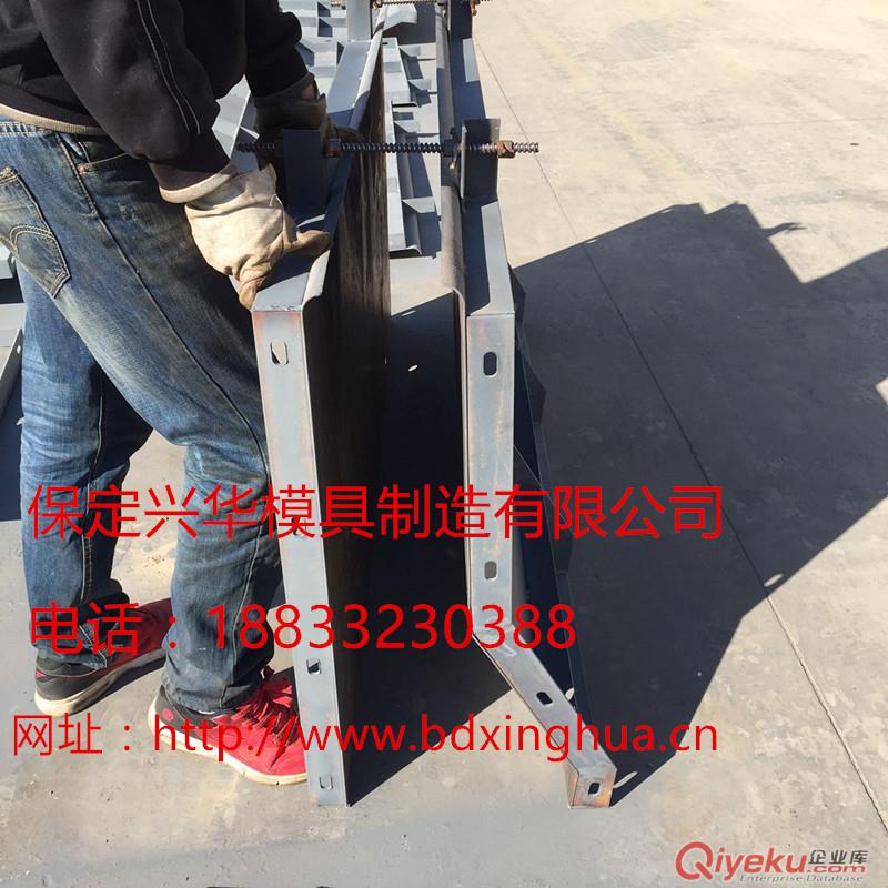 生態(tài)框格護(hù)坡模具，新型植草框格護(hù)坡模具