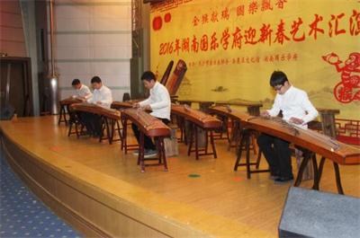 兒童古箏培訓班_長沙古箏