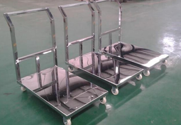【推薦】福臨廚房設(shè)備廠爆款收餐車——餐廳用的收碗車