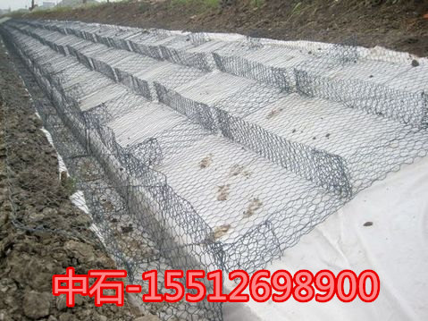湖北大慶雷諾護(hù)墊廠(chǎng)家 {zd0}規(guī)模廠(chǎng)家雷諾網(wǎng)墊 雙隔板雷諾護(hù)墊