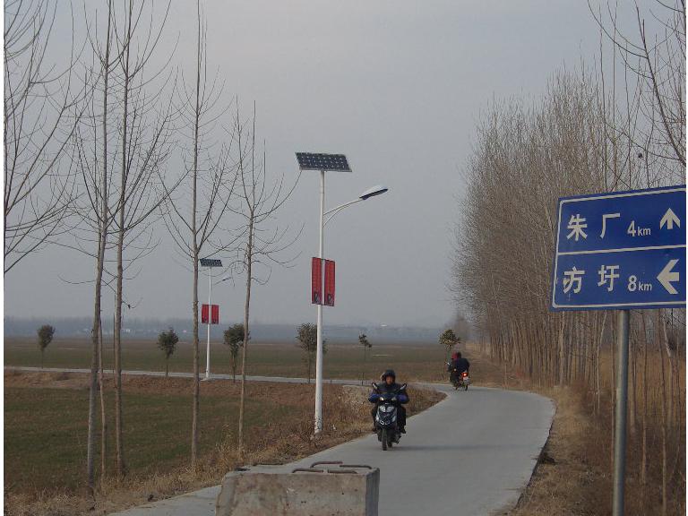 LED户外灯防水景观LED庭院灯道路广场方形太阳能高杆路灯3米批发