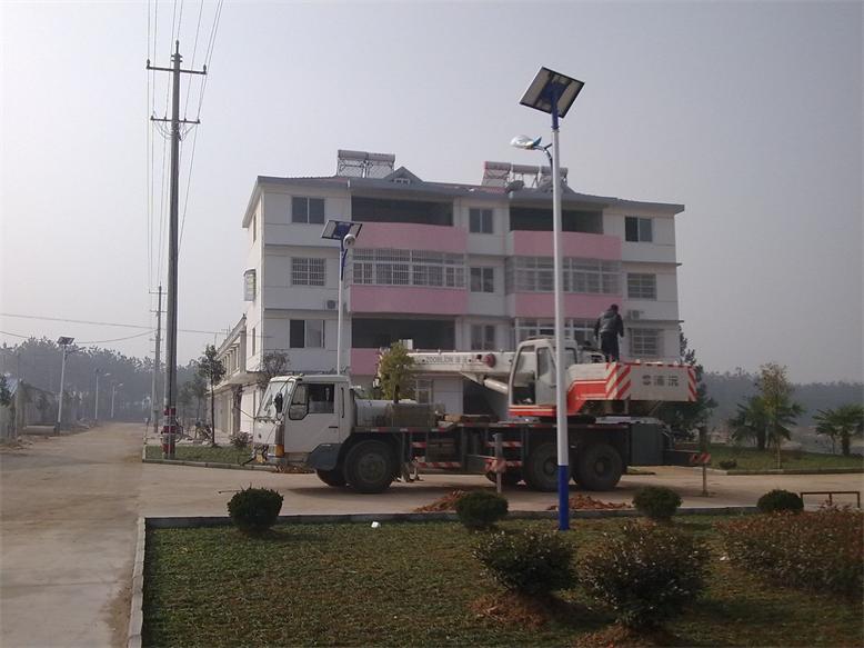 LED太阳能路灯价格表 市电互补 新农村 厂家直销 光伏路灯