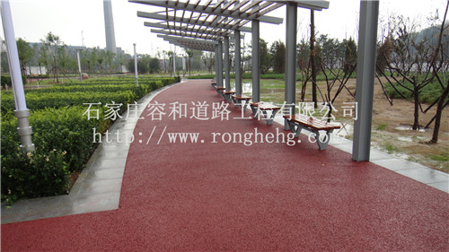 美麗鄉村彩色地坪施工 紅色透水混凝土地坪施工