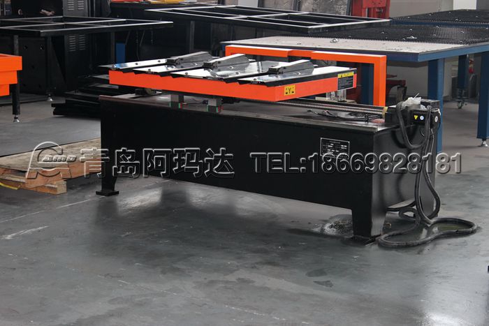 小型折彎機使用